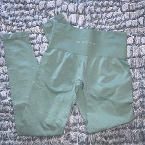 NVGTN leggings